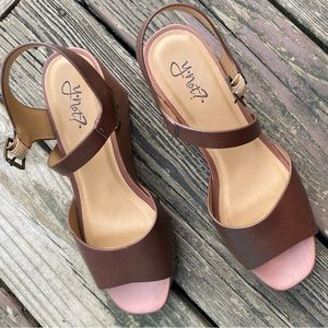 NWT Y NOT WEDGE SANDALS